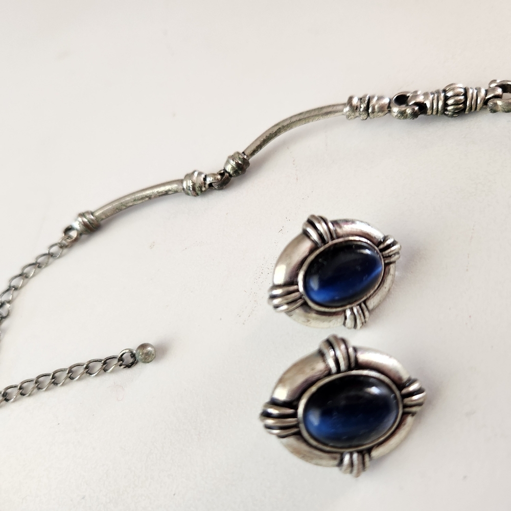 Silver & blue necklace & earrings set. - Picture 3 of 4